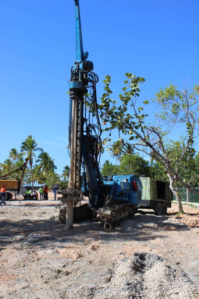 Galería de proyectos DR Drilling - Equipo de perforación en acción